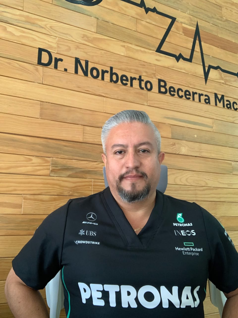 Dr. Norberto Becerra
